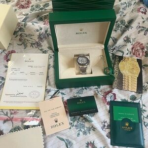 Rolex Daytona Style Watch w/ Box Papers Tags Booklets Accessories